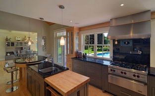 Kitchen - Country homes for sale and luxury real estate including horse farms and property in the Caledon and King City areas near Toronto